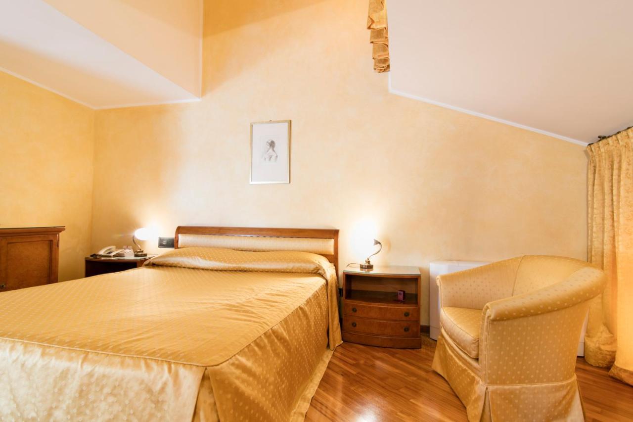 Albergo Delle Notarie Reggio nell'Emilia Exterior foto