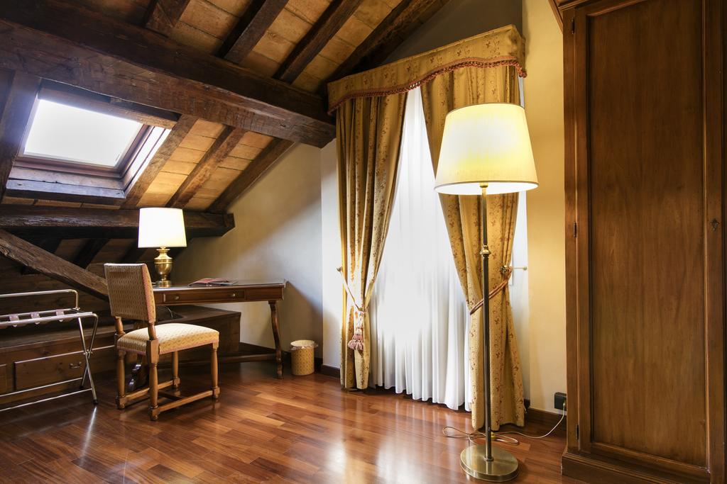 Albergo Delle Notarie Reggio nell'Emilia Exterior foto